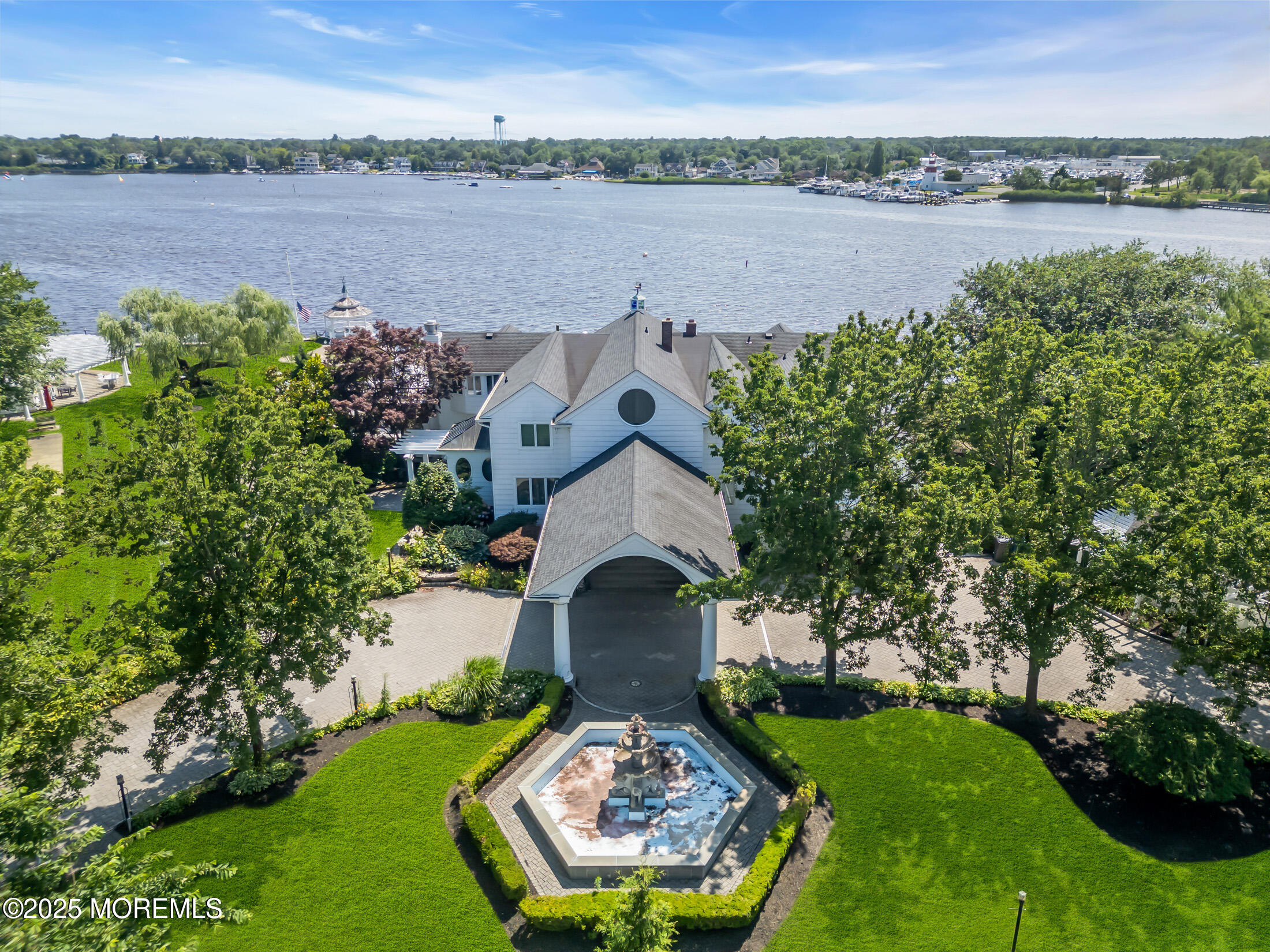 35 Magnolia Lane Toms River NJ 08753