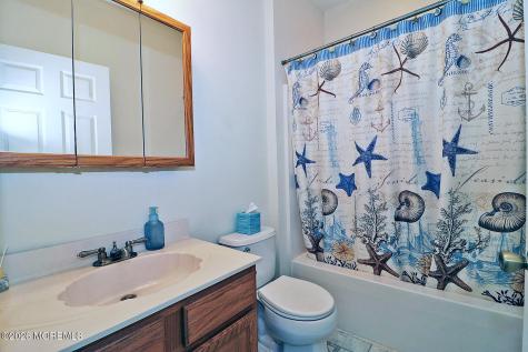 801 Buccaneer Lane Manahawkin NJ 08050