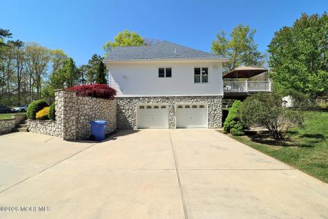 801 Buccaneer Lane Manahawkin NJ 08050