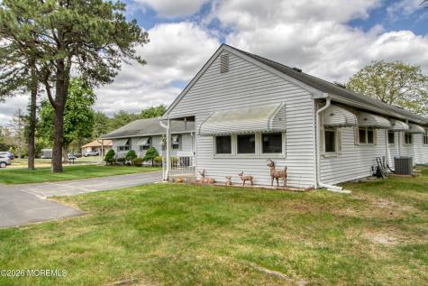 18 Alpine Road Whiting NJ 08759