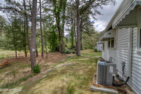 18 Alpine Road Whiting NJ 08759