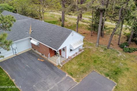 18 Alpine Road Whiting NJ 08759