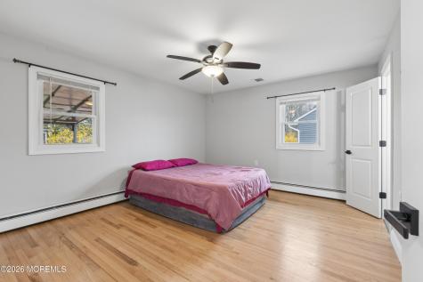 64 Coral Bell Hollow Toms River NJ 08755
