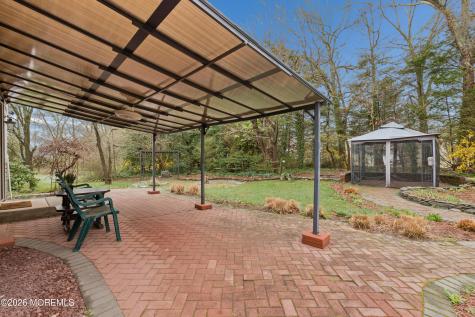 64 Coral Bell Hollow Toms River NJ 08755