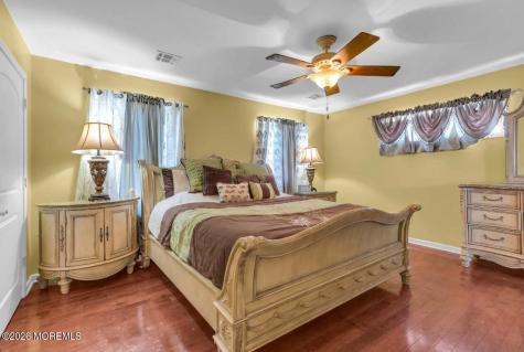 237 Rodman Court Eatontown NJ 07724