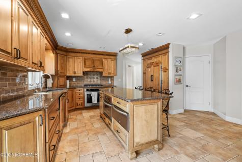 53 Jamestown Road Eatontown NJ 07724