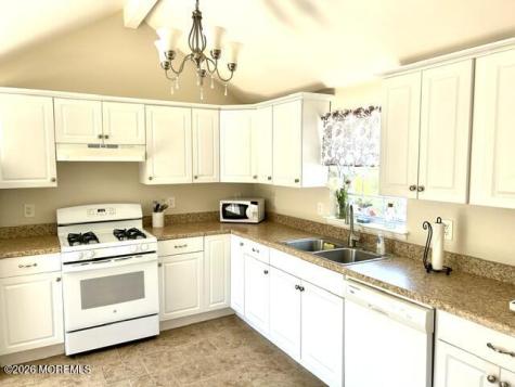 333 Lincoln Court Brick NJ 08724