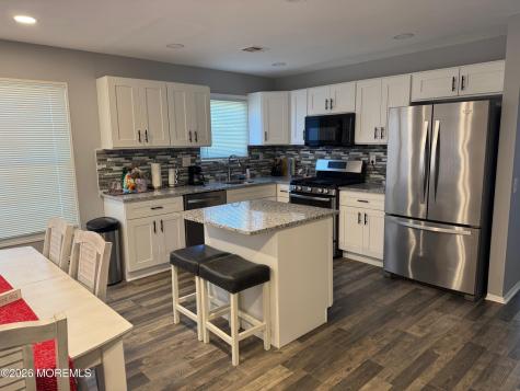 1 Ashcroft Lane Toms River NJ 08757