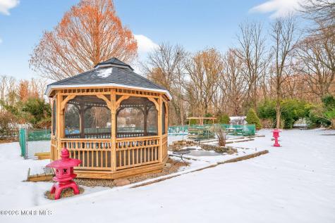 6 Storer Court Morganville NJ 07751