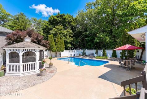 203 Doe Road Toms River NJ 08753