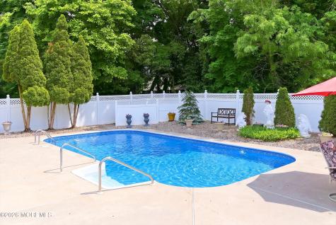 203 Doe Road Toms River NJ 08753