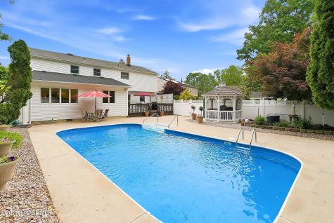 203 Doe Road Toms River NJ 08753