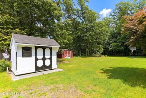 203 Doe Road Toms River NJ 08753