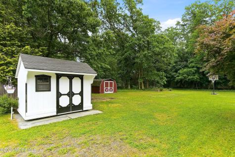 203 Doe Road Toms River NJ 08753