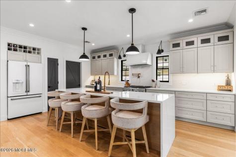 14 Wyckoff Avenue Manasquan NJ 08736