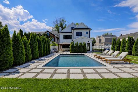 14 Wyckoff Avenue Manasquan NJ 08736