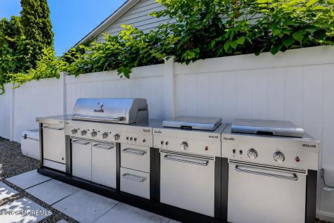 14 Wyckoff Avenue Manasquan NJ 08736