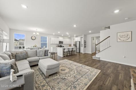 15 Holloway Avenue Manahawkin NJ 08050