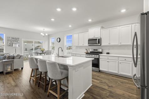 15 Holloway Avenue Manahawkin NJ 08050