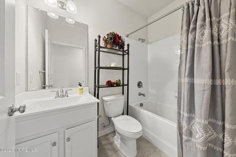 15 Holloway Avenue Manahawkin NJ 08050