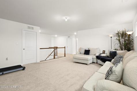 15 Holloway Avenue Manahawkin NJ 08050