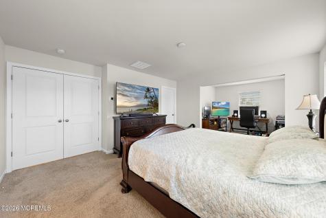 15 Holloway Avenue Manahawkin NJ 08050