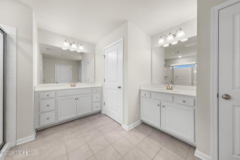 15 Holloway Avenue Manahawkin NJ 08050
