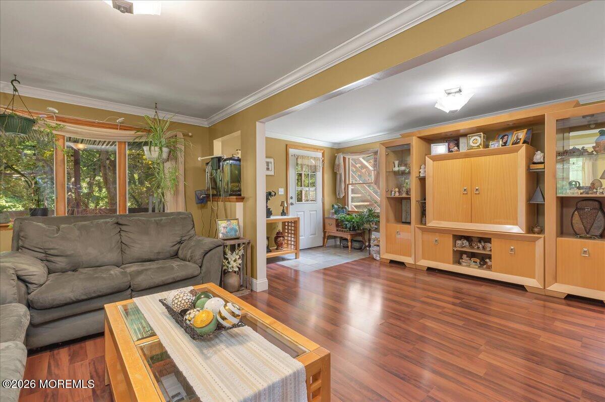 228 Red Hill Road Middletown NJ 07748