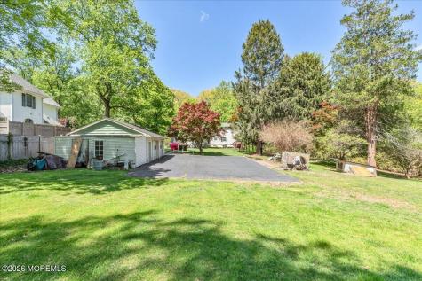 228 Red Hill Road Middletown NJ 07748
