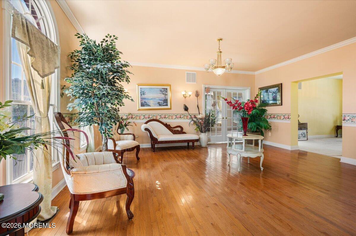 10 Huxley Court Marlboro NJ 07746