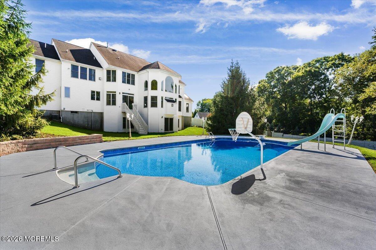 10 Huxley Court Marlboro NJ 07746