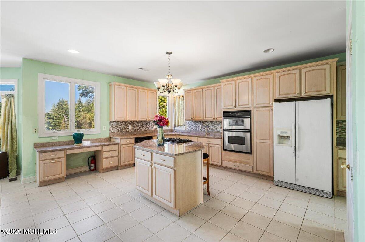 10 Huxley Court Marlboro NJ 07746