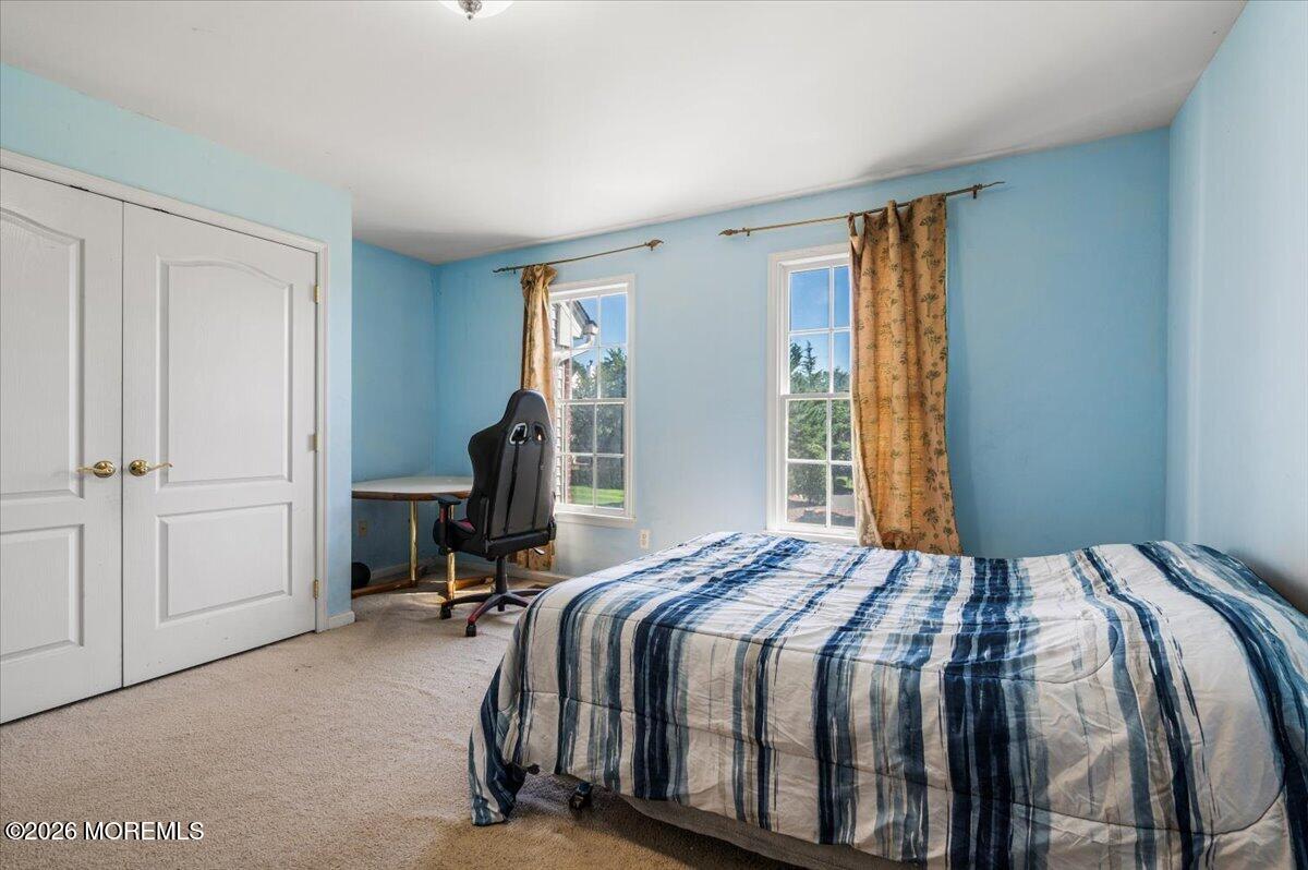10 Huxley Court Marlboro NJ 07746