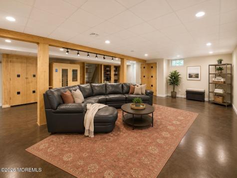 2 Borden Road Middletown NJ 07748