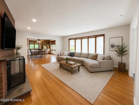 2 Borden Road Middletown NJ 07748