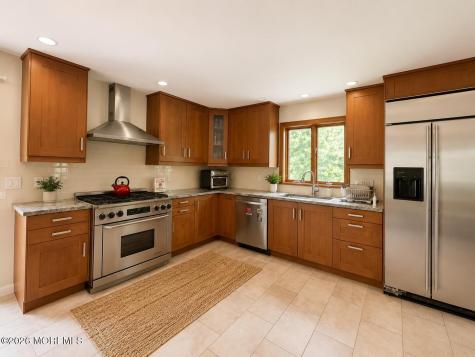 2 Borden Road Middletown NJ 07748