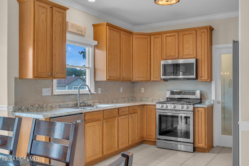 61 Serpentine Drive Bayville NJ 08721