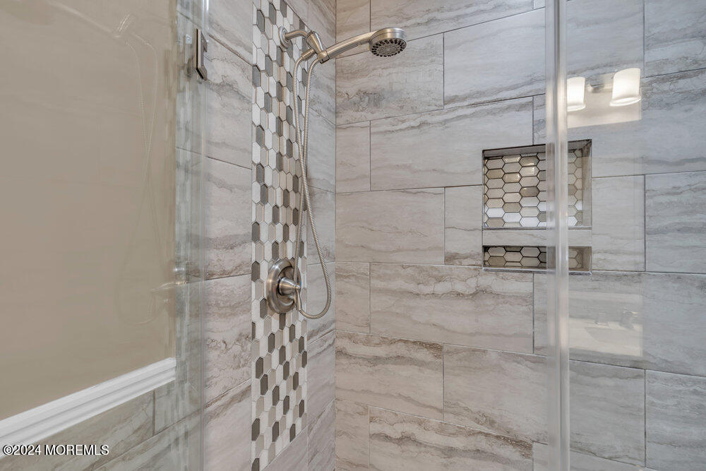 61 Serpentine Drive Bayville NJ 08721