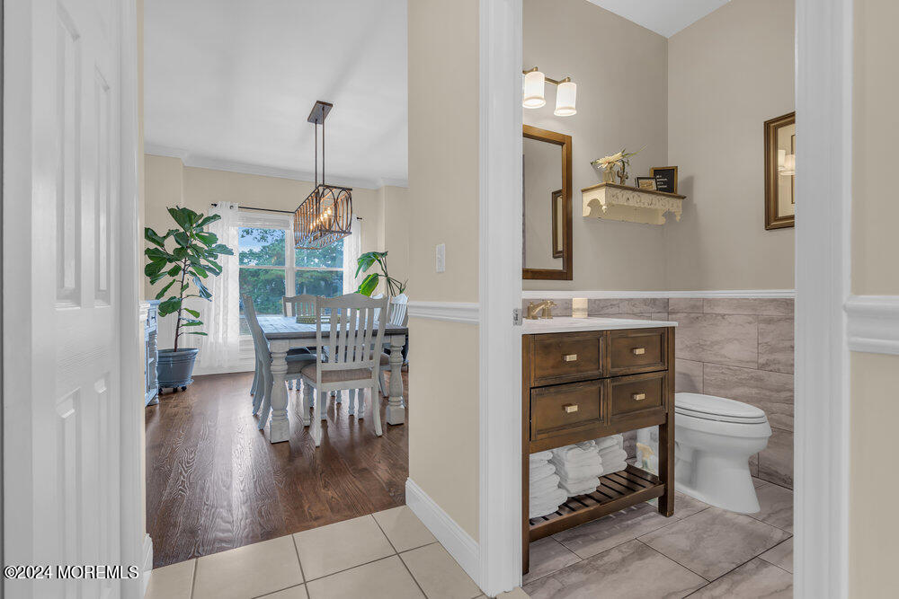 61 Serpentine Drive Bayville NJ 08721