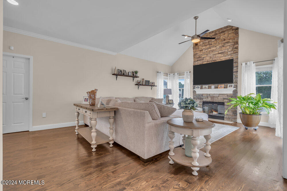 61 Serpentine Drive Bayville NJ 08721