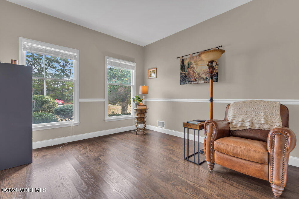 61 Serpentine Drive Bayville NJ 08721