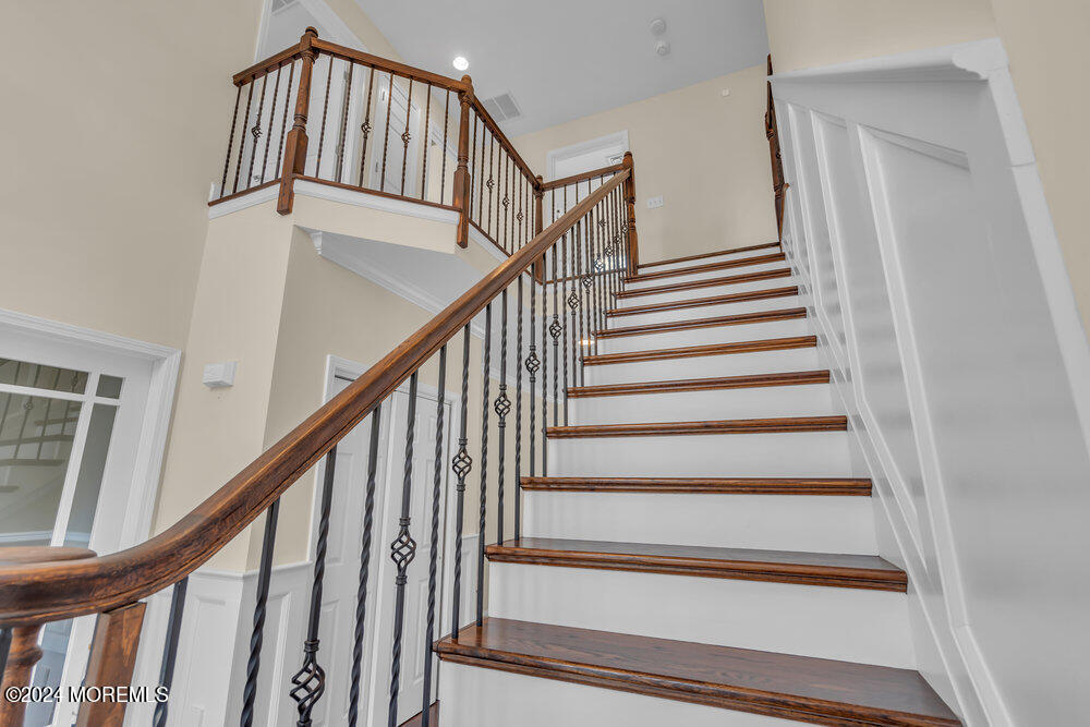 61 Serpentine Drive Bayville NJ 08721