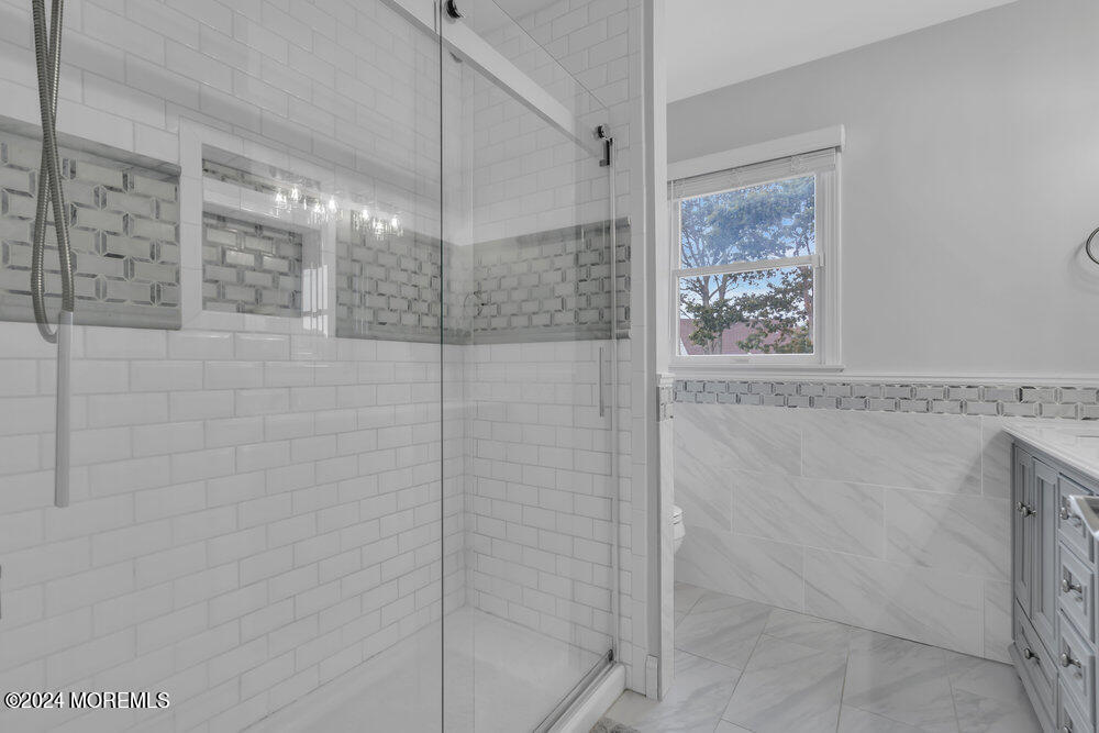 61 Serpentine Drive Bayville NJ 08721