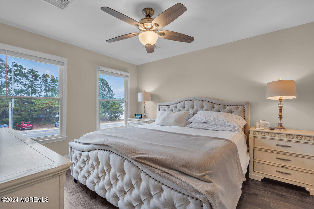 61 Serpentine Drive Bayville NJ 08721