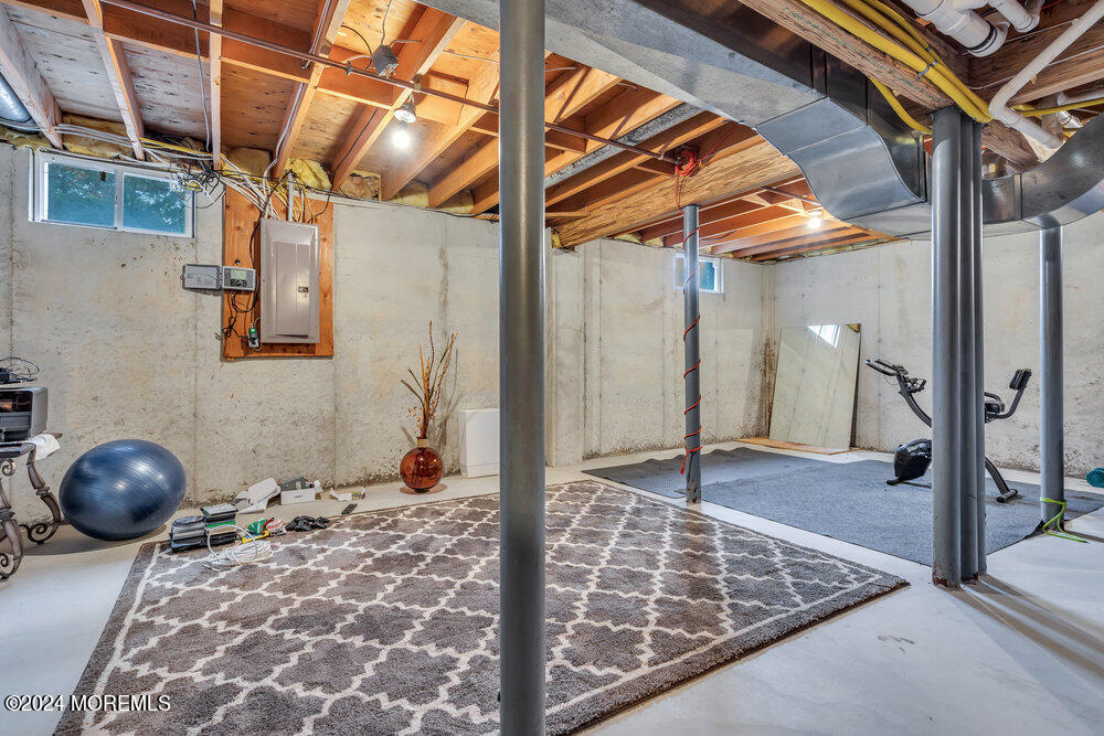 61 Serpentine Drive Bayville NJ 08721