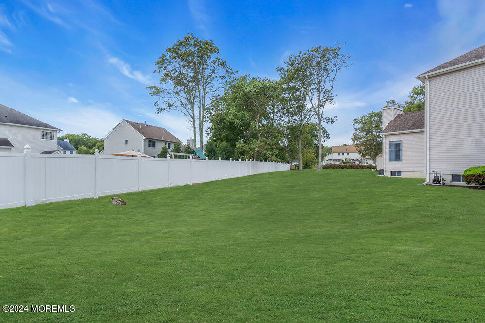 61 Serpentine Drive Bayville NJ 08721