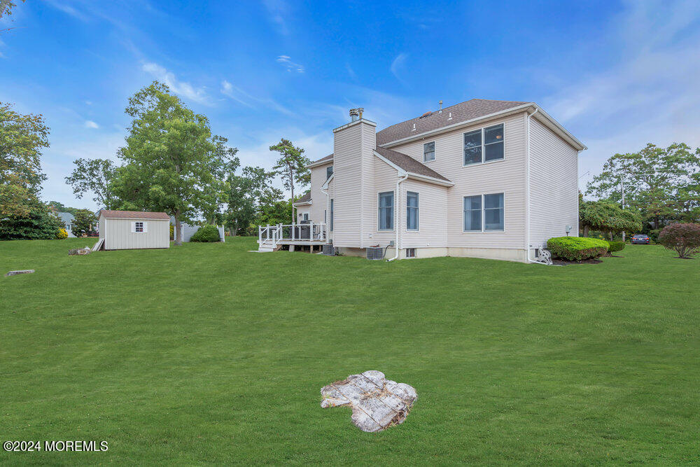 61 Serpentine Drive Bayville NJ 08721