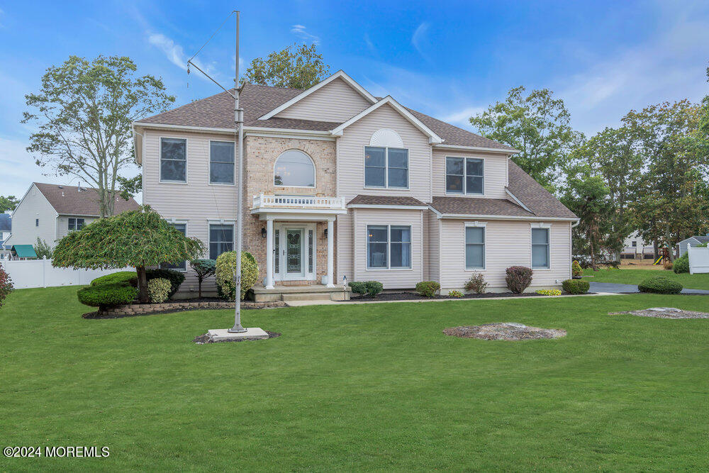 61 Serpentine Drive Bayville NJ 08721