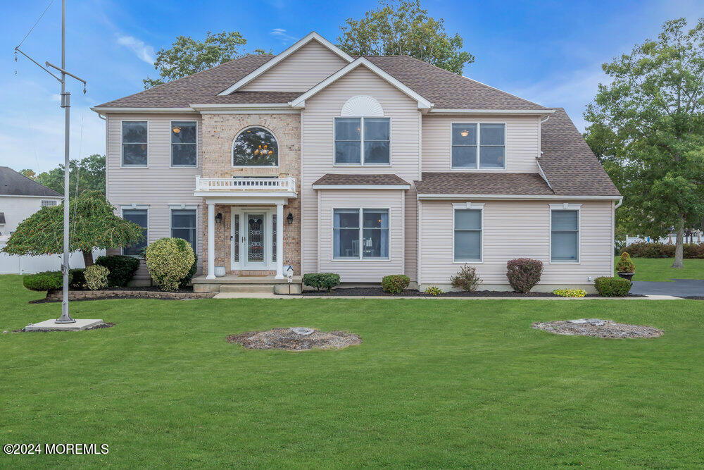 61 Serpentine Drive Bayville NJ 08721