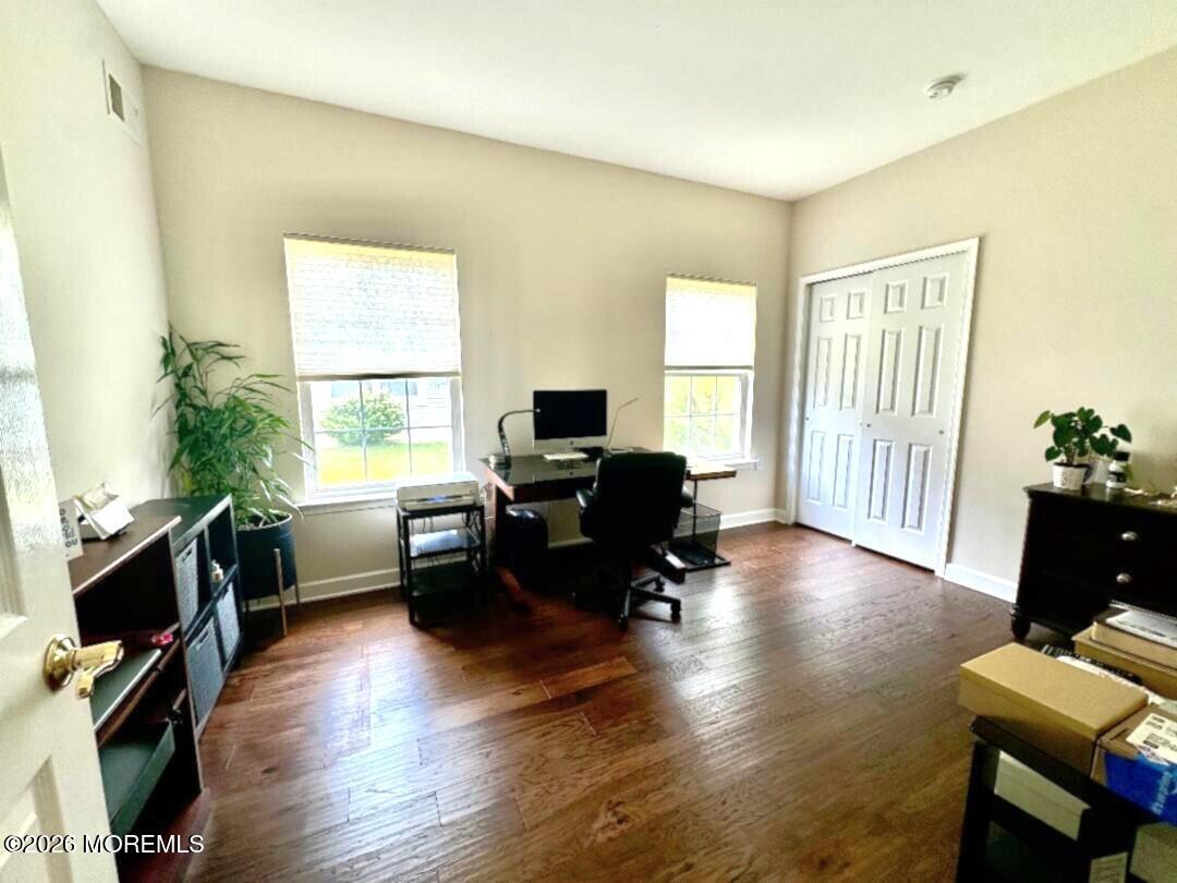12 Lorenzo Road Manchester NJ 08759